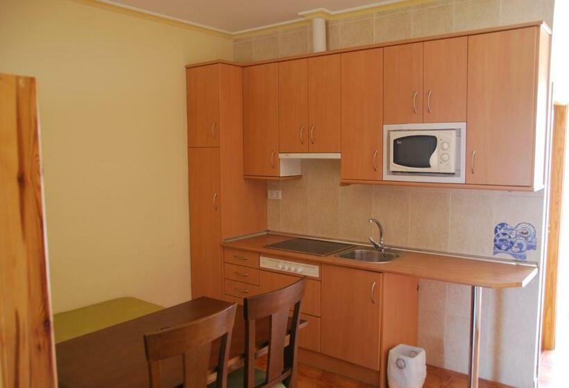 إستوديو قياسى, Alojamiento Rural Los Delfines