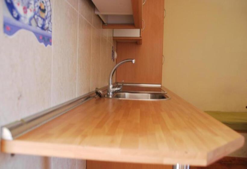 إستوديو قياسى, Alojamiento Rural Los Delfines