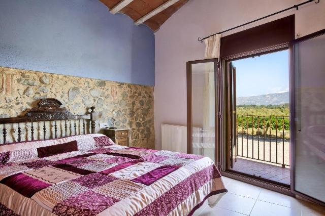 Quarto Estandar, Can Bastons