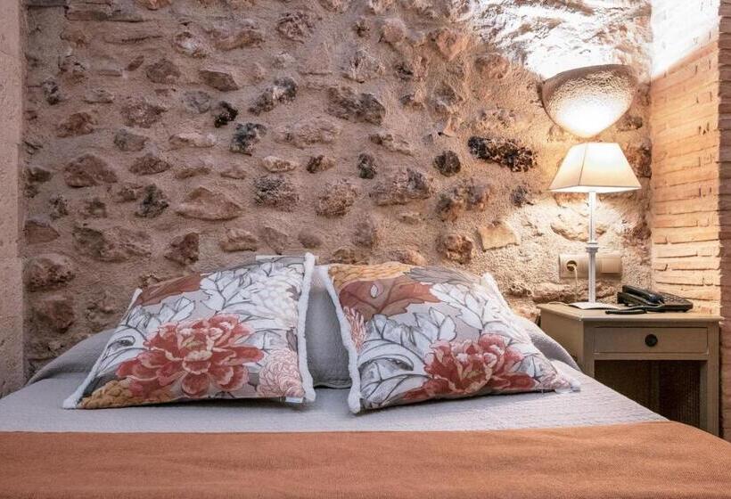 Полулюкс, Casa Babel