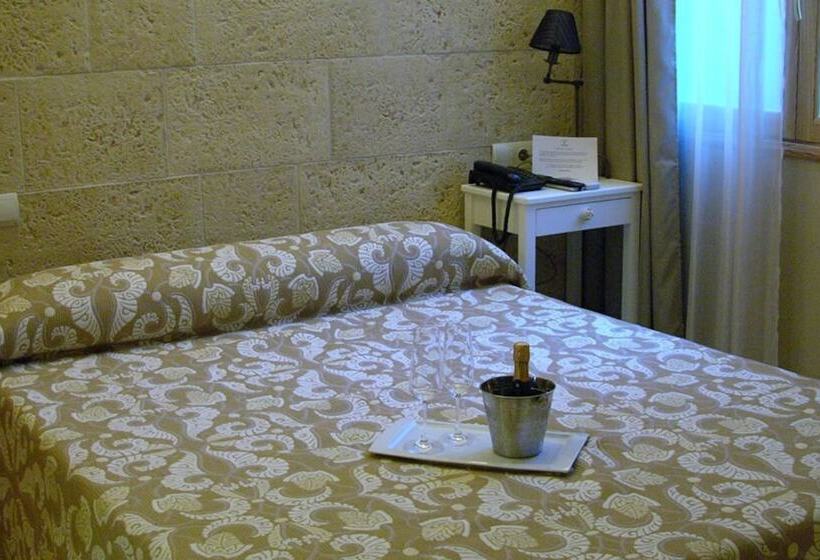 Номер Стандарт, Casa Babel