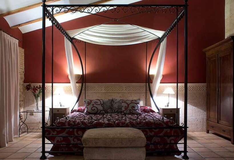 Полулюкс, Casa Babel