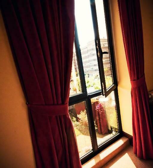 غرفة قياسية, Piedras