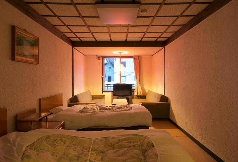 חדר סטנדרט, Sanraku