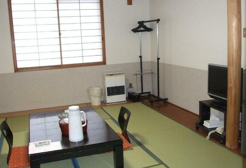 غرفة قياسية رباعية, Yuzawa Yuzawa Denkiya