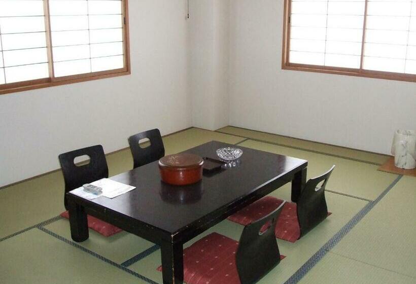 غرفة قياسية رباعية, Yuzawa Yuzawa Denkiya