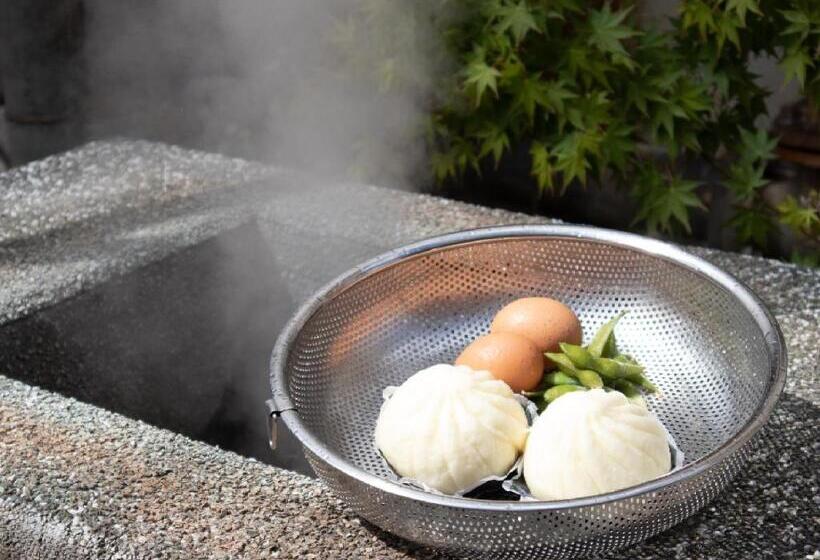 חדר סטנדרט לארבעה, Hozanso Beppu