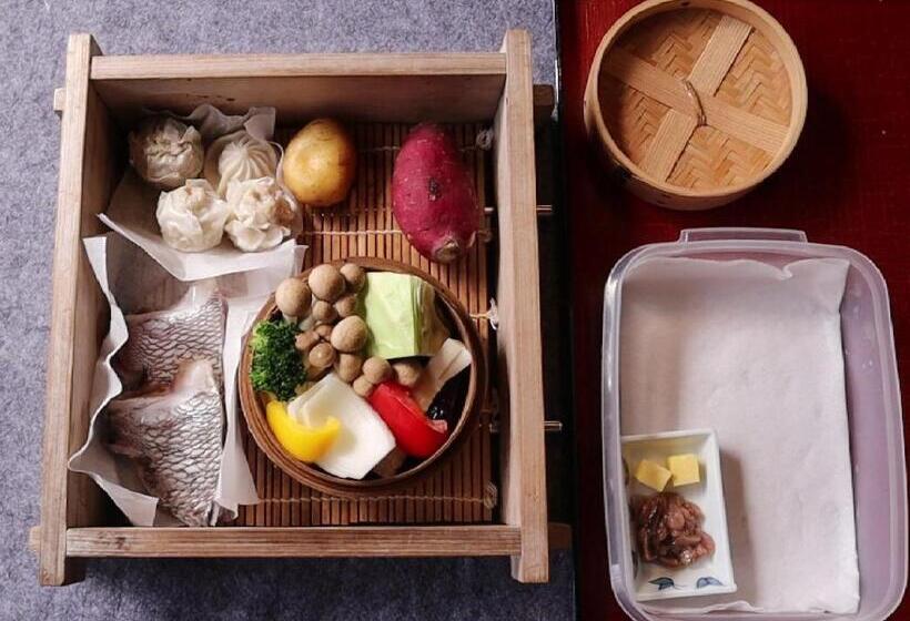 חדר סטנדרט לארבעה, Hozanso Beppu