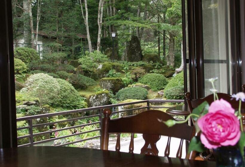 バス共有のスタンダードルーム, Teiensaryo Yamanakako