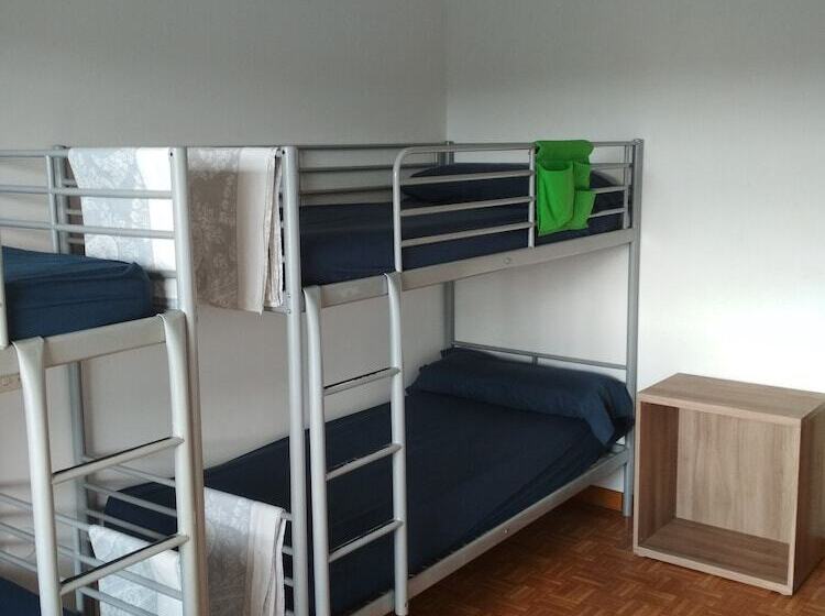 4-Bett-Standardzimmer Geteiltes Bad, Casa Do Marabillas Hostel