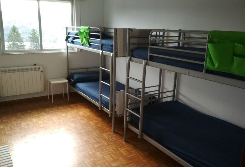 4-Bett-Standardzimmer Geteiltes Bad, Casa Do Marabillas Hostel