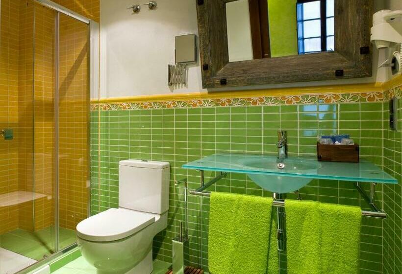 Номер Стандарт, Hostal Raices