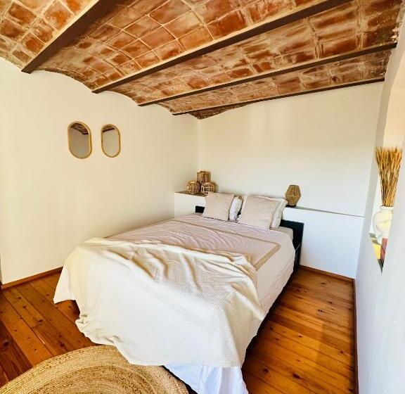 اتاق خانوادگی با چشمانداز دریا, B&b La Vista Brava