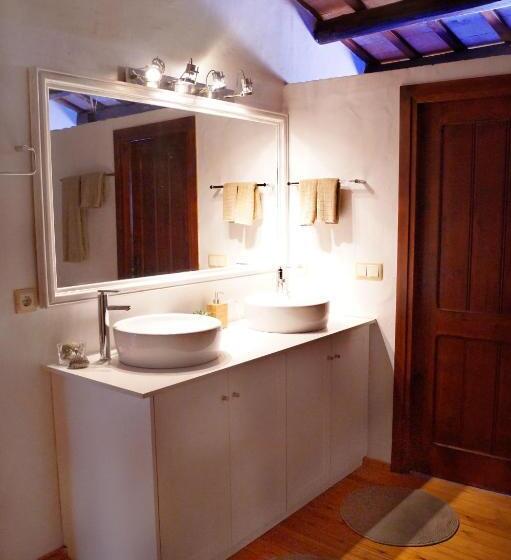 سوییت سوپریور با چشمانداز دریا, B&b La Vista Brava