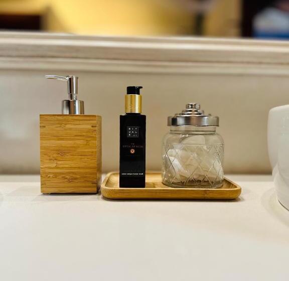 سوییت سوپریور با چشمانداز دریا, B&b La Vista Brava