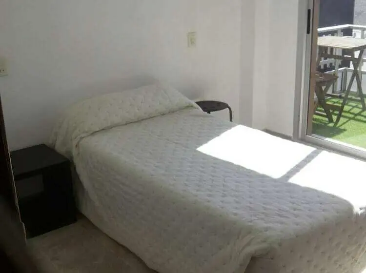 バス共有のスタンダードルーム, Casa Do Marabillas Hostel