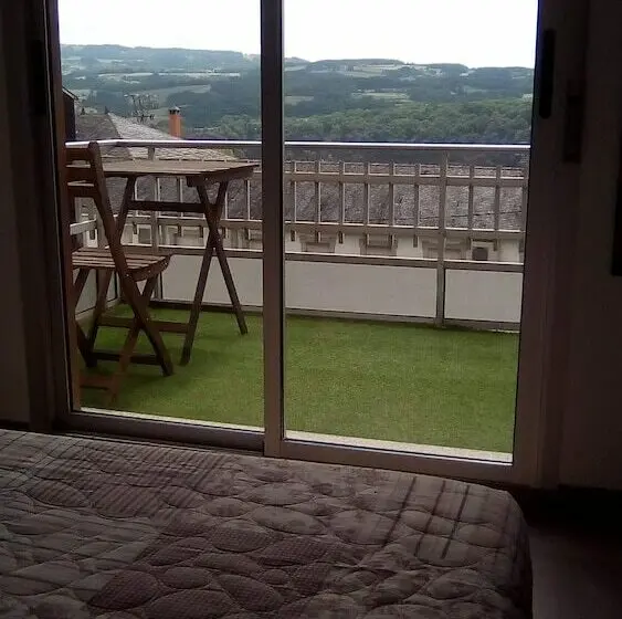 バス共有のスタンダードルーム, Casa Do Marabillas Hostel