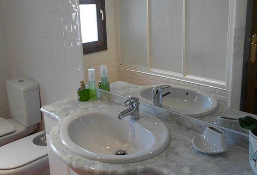 带露台的标准工作室, El Sequer Casa Rural