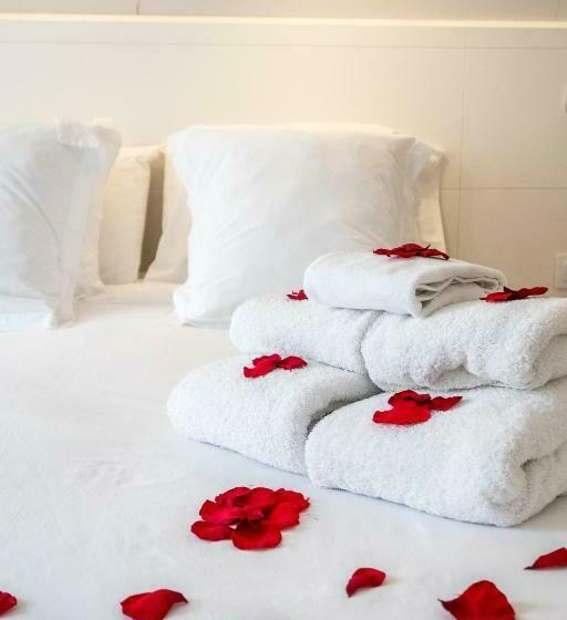 غرفة قياسية, Abril 37