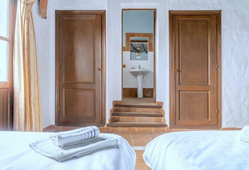 חדר סטנדרט, Almeji