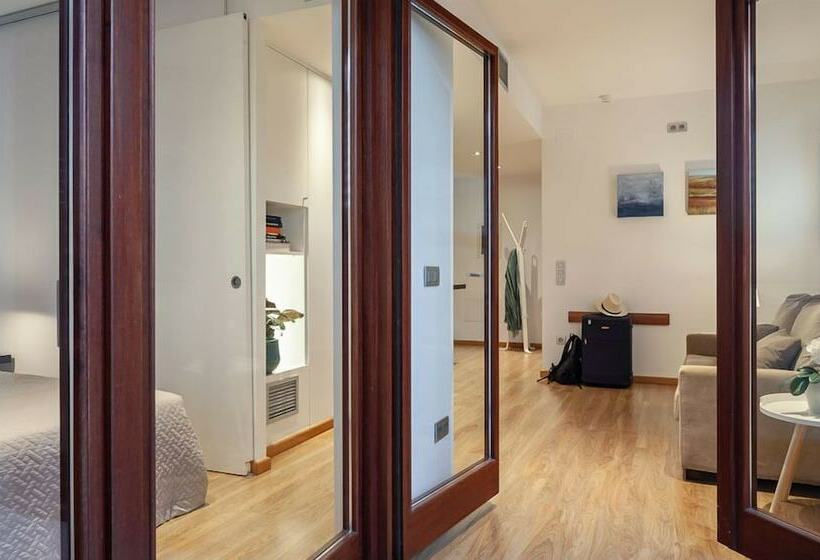 套房, Casa Marcial