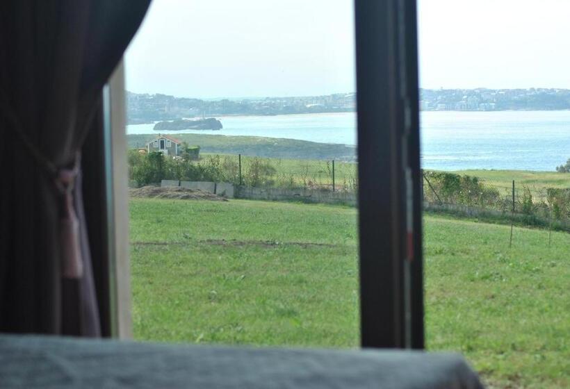 اتاق استاندارد با تراس و چشم‌انداز دریا, El Ribero De Langre