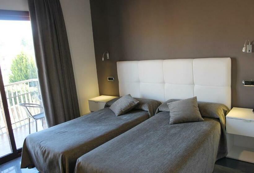 غرفة قياسية, El Salt