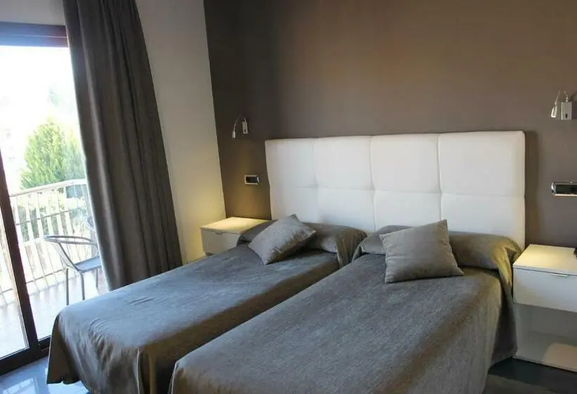 Standardzimmer, El Salt
