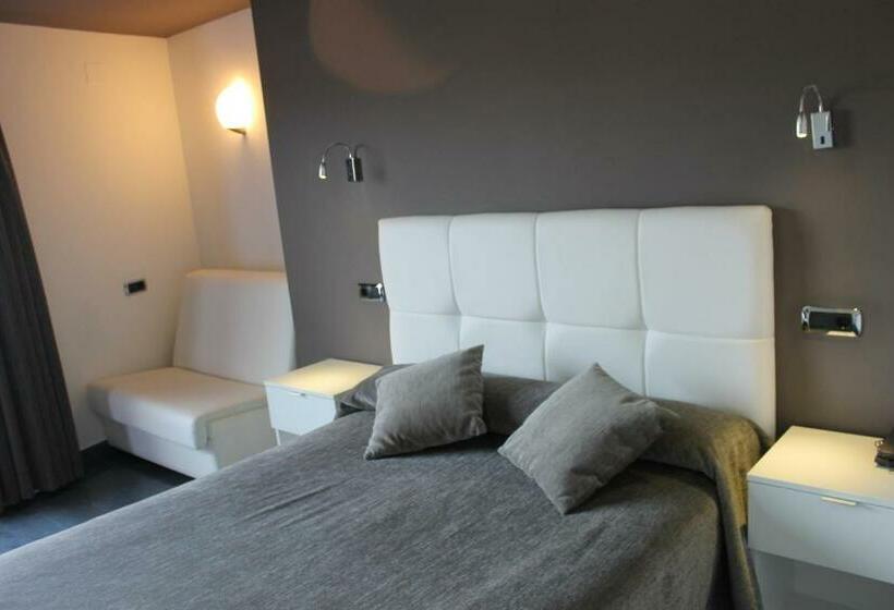 غرفة سوبيريور, El Salt