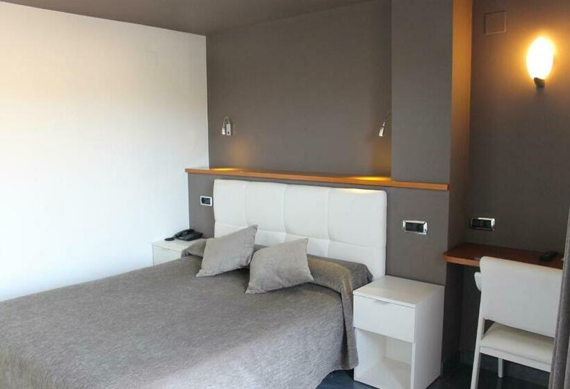 غرفة سوبيريور, El Salt