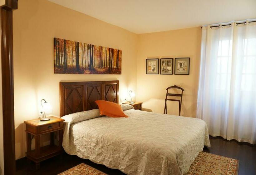 标准间, La Sala De Camós