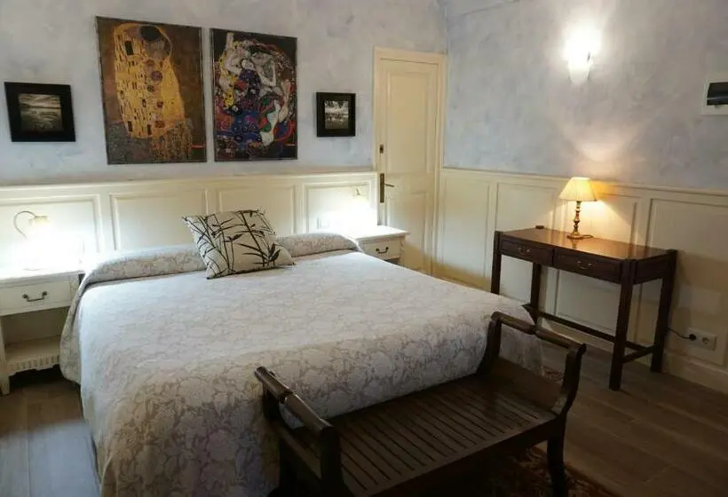 Standard-huone, La Sala De Camós
