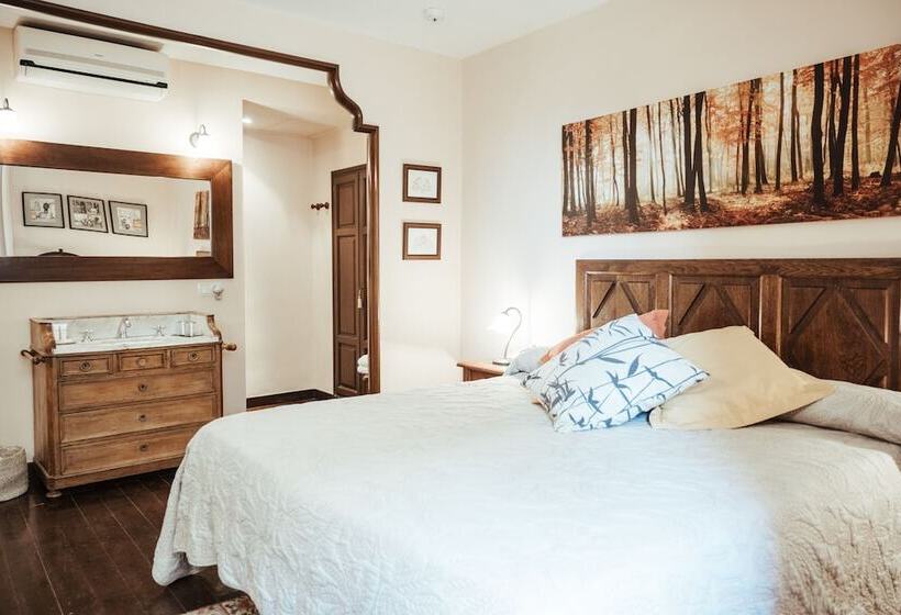 标准间, La Sala De Camós