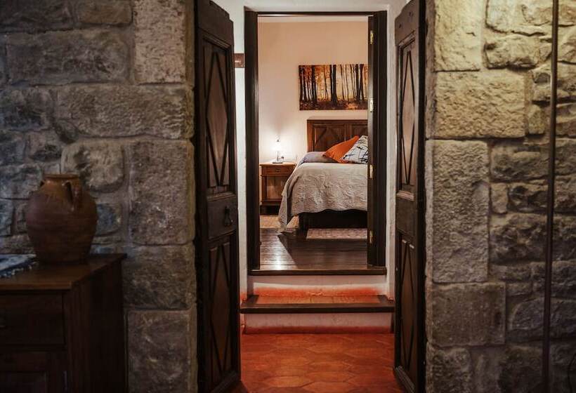 标准间, La Sala De Camós