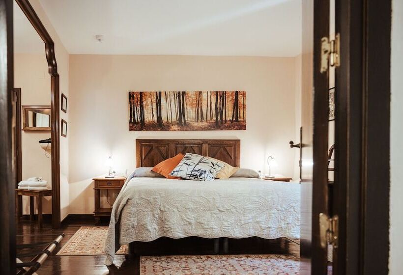 标准间, La Sala De Camós