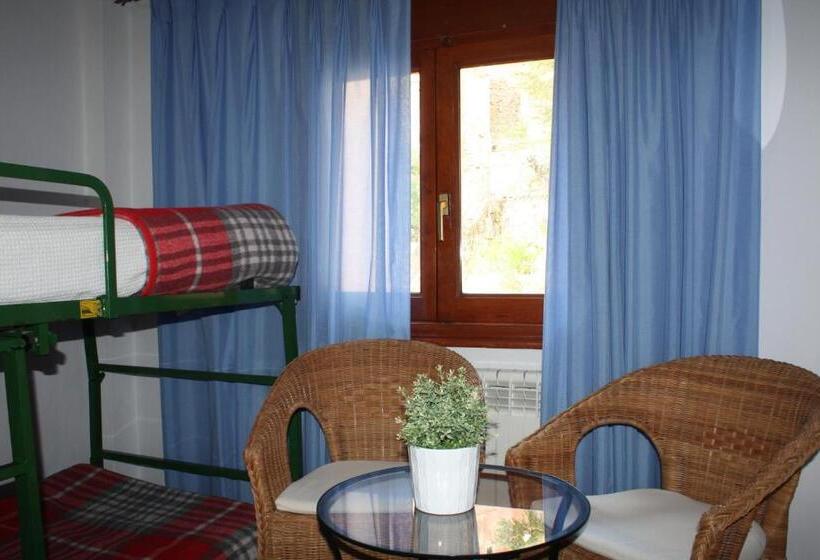 4인용 스탠다드 룸, Mesón Del Gallo