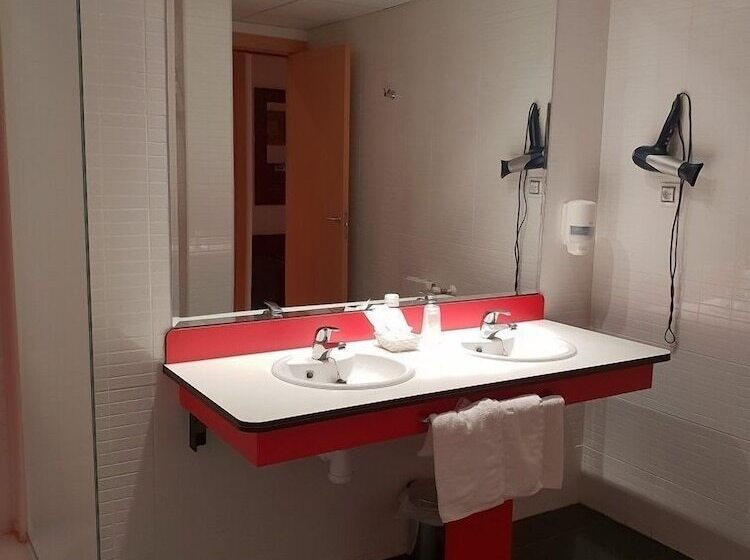 غرفة قياسية, Norte