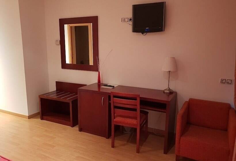 اتاق استاندارد سه نفره, Norte