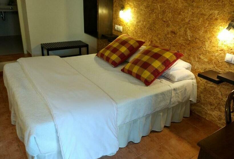 غرفة قياسية مزوَّدة بشُرفة, Posada Real Quinta De La Concepción