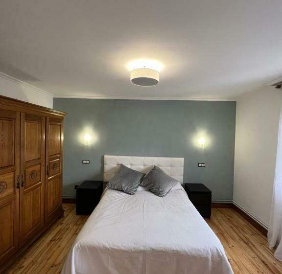 غرفة قياسية, Regueiro