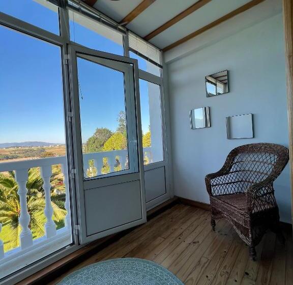 جناح مزود بتراس, Regueiro