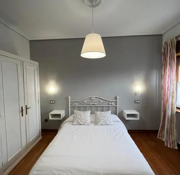 Basic-huone, Regueiro