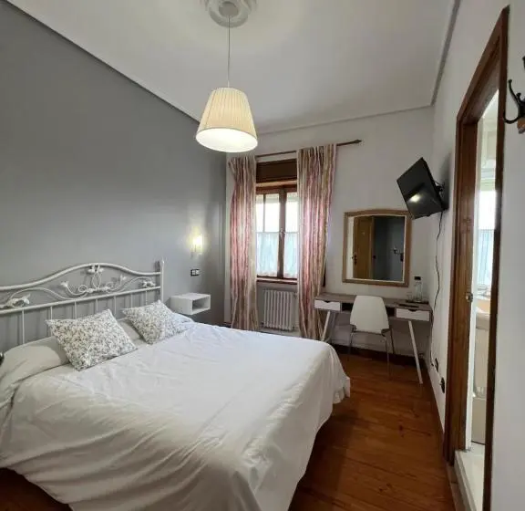 Basic-huone, Regueiro