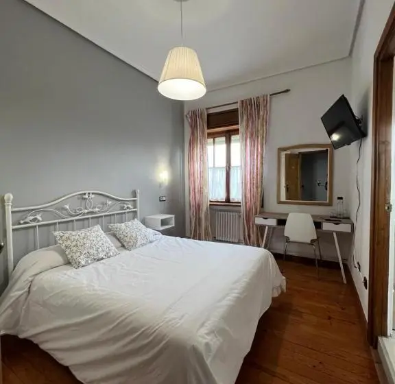 Basic-huone, Regueiro
