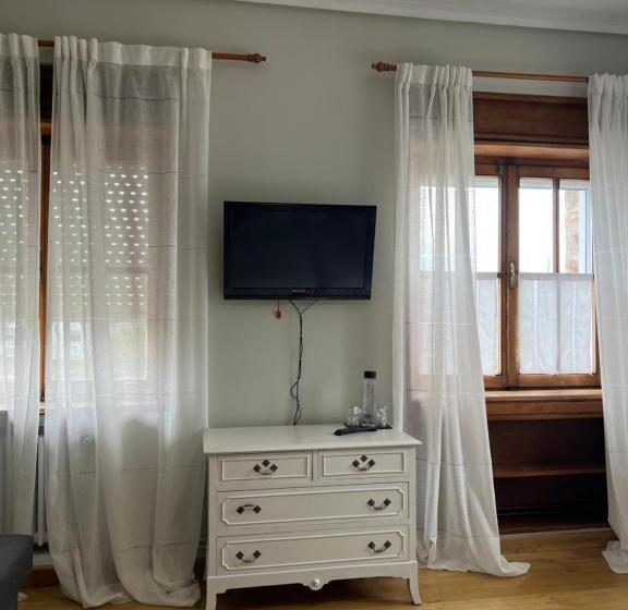 غرفة قياسية, Regueiro