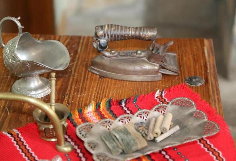 غرفة كلاسيكية ثلاثية, Rural Los Abriles