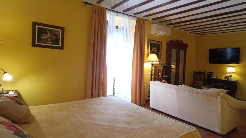 جناح, Rural Posada Los Caballeros