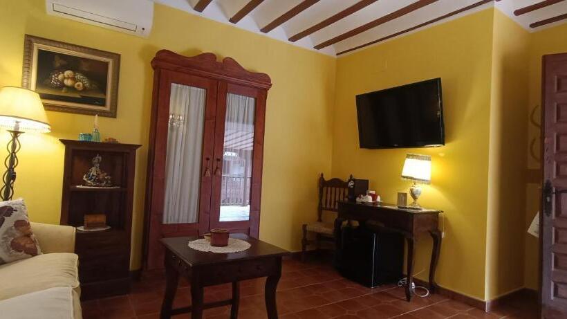 جناح, Rural Posada Los Caballeros