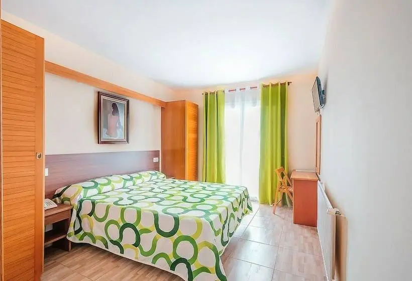 Chambre Standard, Silvia