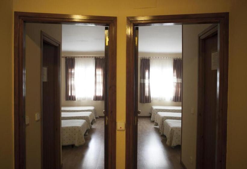 스탠다드 트리플 룸, Silvia